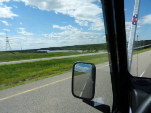 Wir fuhren durch die Provinzen Manitoba und Saskatchewan und kamen navh drei Tagen Fahrt durch die Prärie nach Alberta.