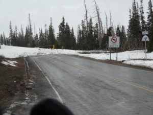Wir wollten durch das Cedar Breaks National Monument fahren, aber die Strasse war noch zugeschneit.